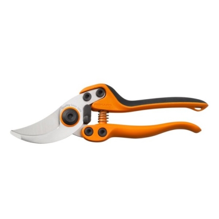 TIJERA PROFESIONAL FISKARS M